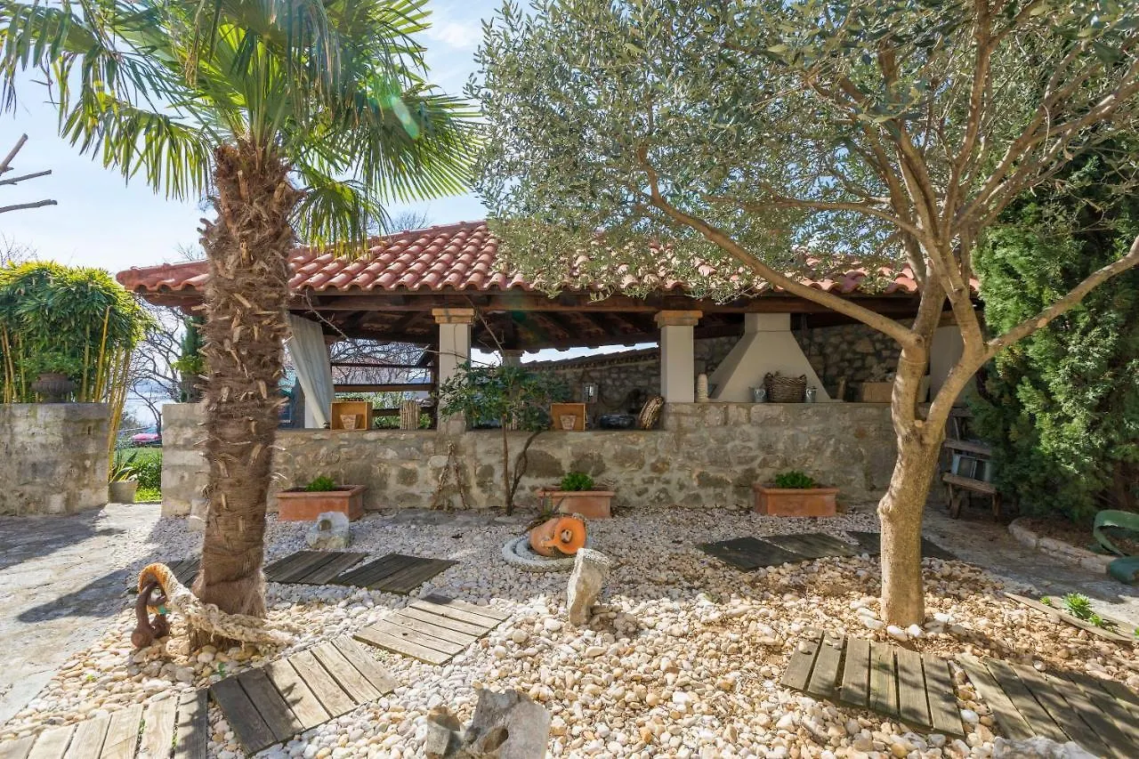 קריקווניצה Apartments Adriatic קרואטיה