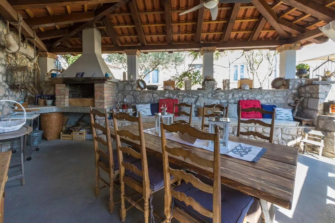 קריקווניצה Apartments Adriatic קרואטיה